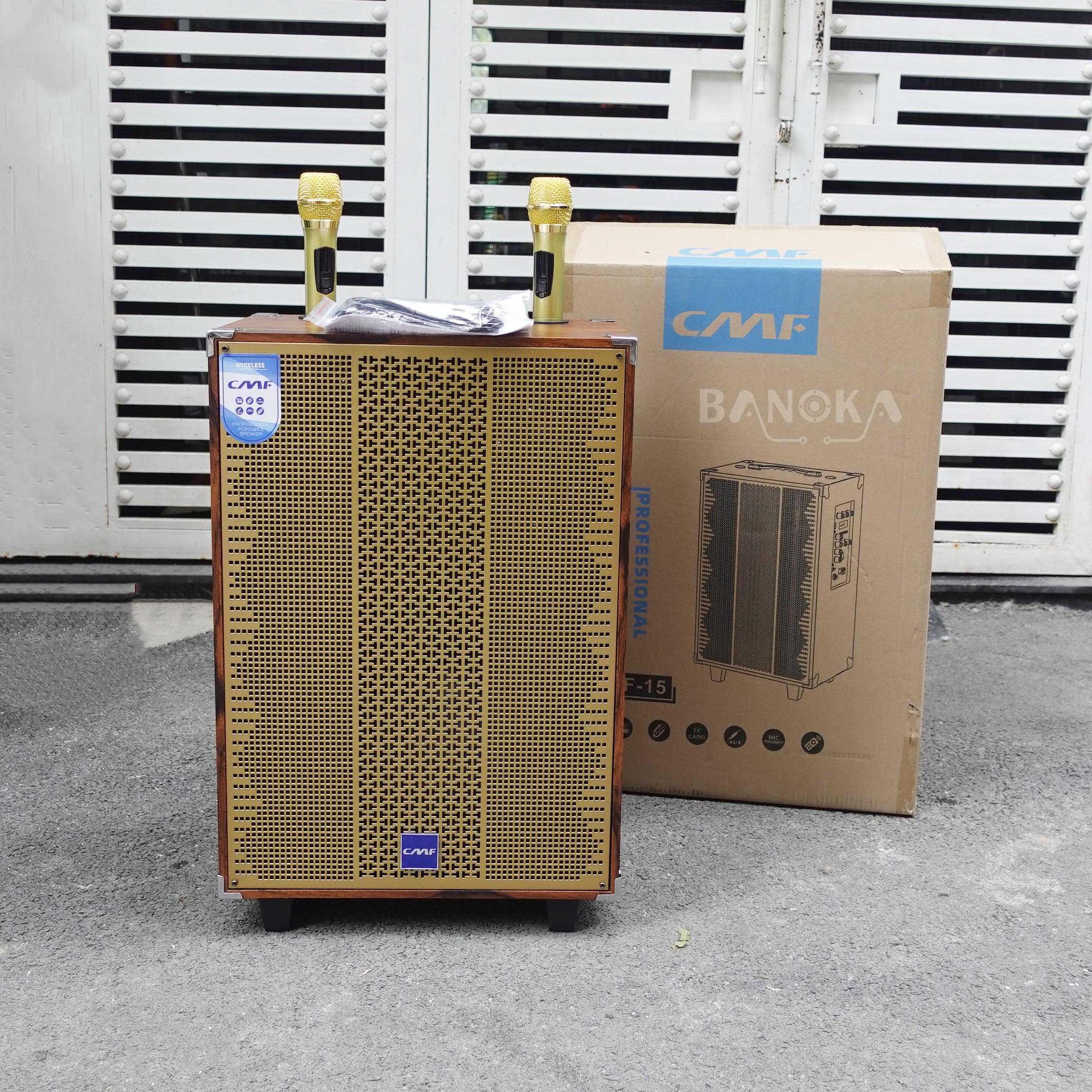 Loa kéo CMF F15 Bass 40 - 3 đường tiếng, 9 núm chỉnh âm, ECHO, REVERB Mượt mà